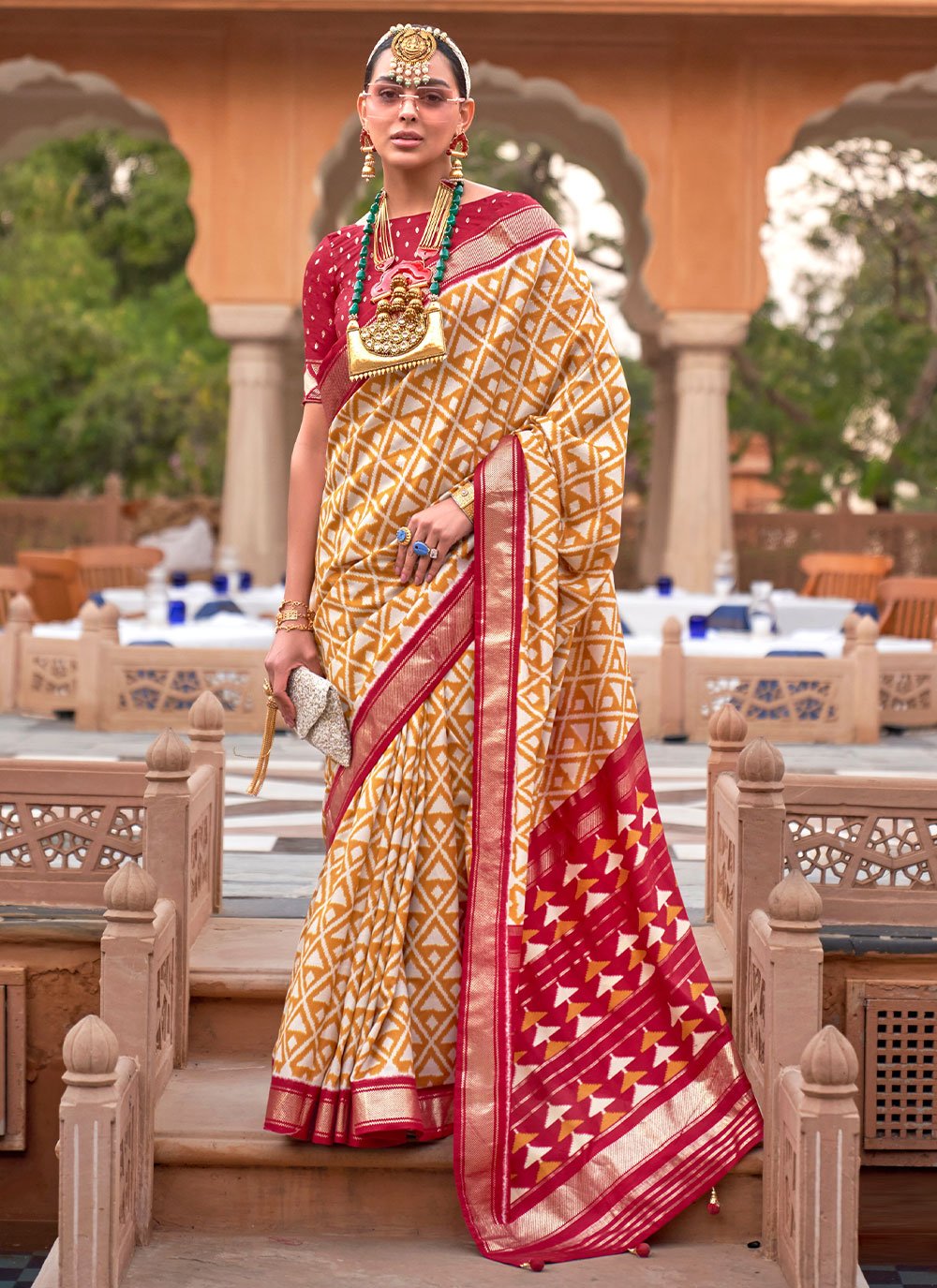 Buy Online Multi Colour Mehndi Silk Contemporary Saree : 251956 -