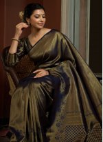 Noble Weaving Kanjivaram Silk Green Contemporary Style Saree