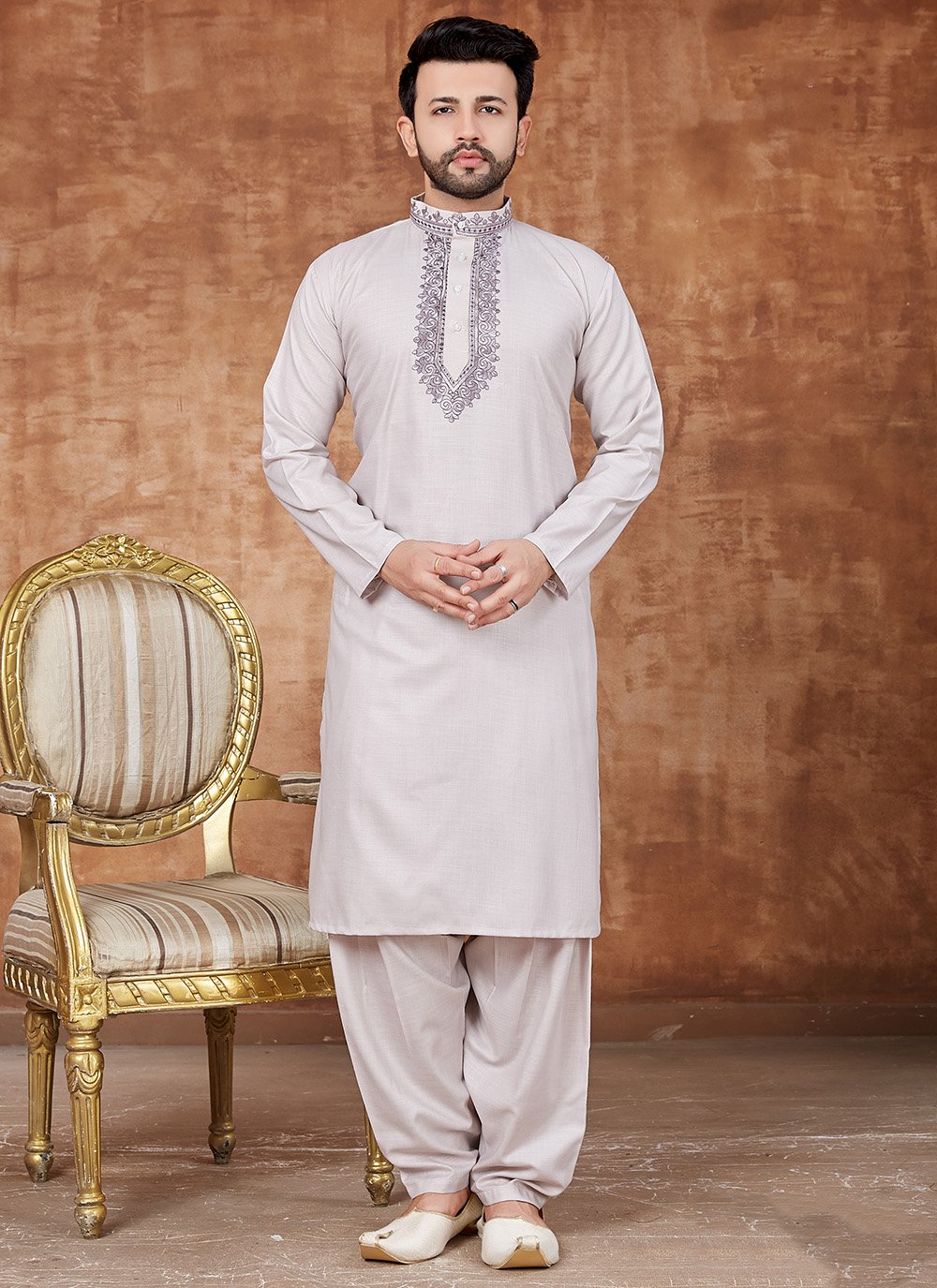 A unique combination of pathani styled with churidar. | Dress suits for  men, Latest kurta designs, Kurta pajama men