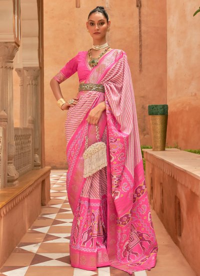 Patola Silk  Weaving Pink Designer Saree