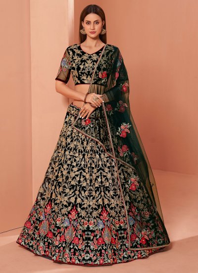 Buy Cheap Bollywood Bridal Lehenga In ₹10000 | Chandni Chowk Wedding Lehenga  Shopping | Delhi Market - YouTube