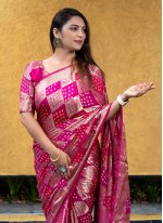 Pleasance Pure Silk Rani Zari Trendy Saree