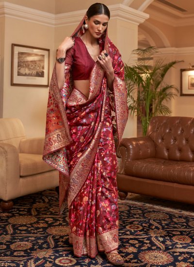 Praiseworthy Weaving Maroon Handloom silk Contemporary Style Saree