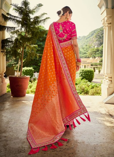 
                            Pretty Weaving Contemporary Saree