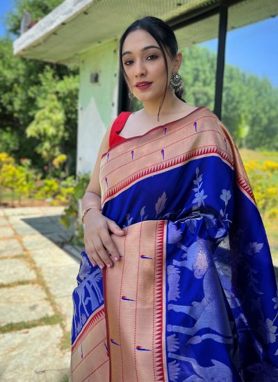
                            Prominent Woven Blue Silk Designer Saree
