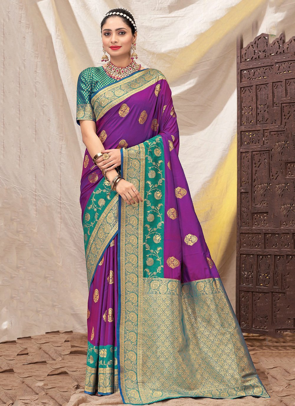 New Designer Best Saree Colour Combination | Parrot Colour Saree Plain