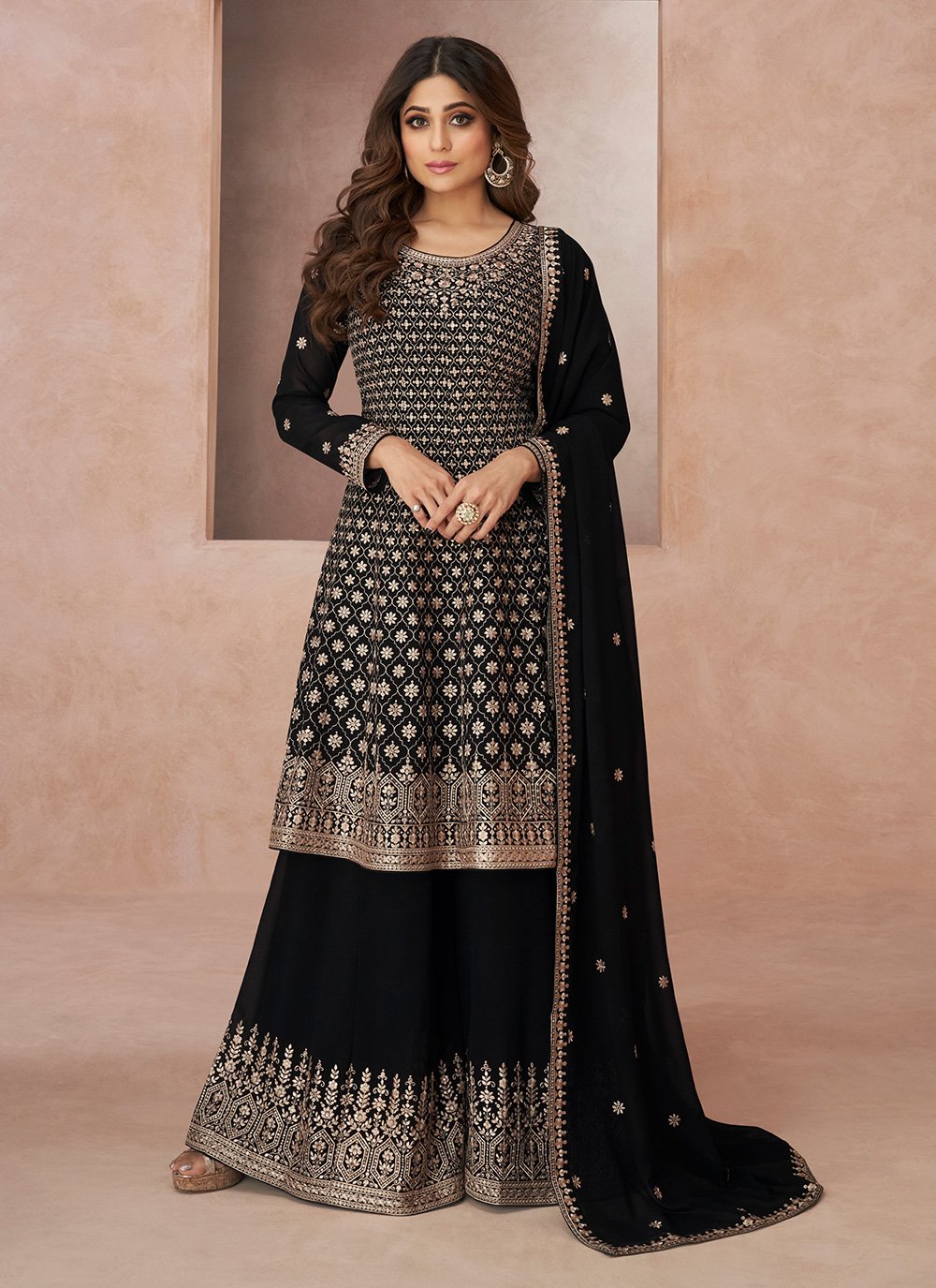 Shamita Shetty Black Georgette Embroidered Trendy Salwar Kameez