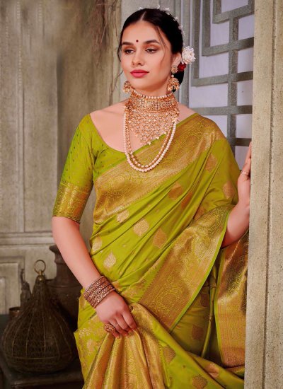 
                            Silk Green Contemporary Style Saree