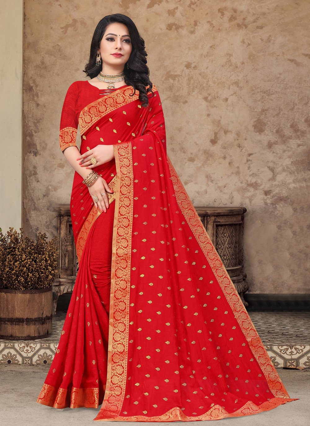 Red color kanchipuram silk saree with zari woven work