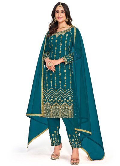 Silk Trendy Salwar Suit in Morpeach 