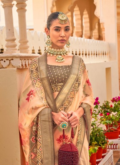 
                            Silk Trendy Saree in Multi Colour
