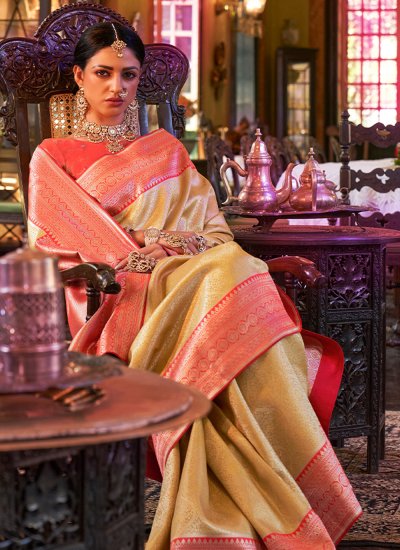 Simplistic Woven Kanjivaram Silk Contemporary Style Saree