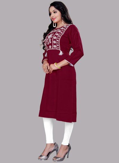 Snazzy Embroidered Blended Cotton Party Wear Kurti