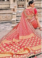 Sonorous Silk Pink Traditional Saree