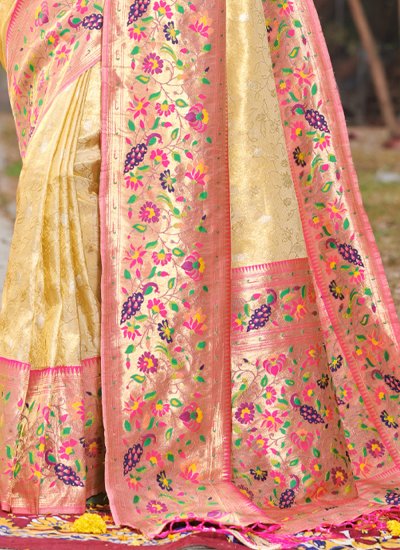 Staggering Silk Traditional Designer Saree