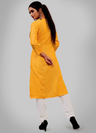 
                            Staring Embroidered Party Wear Kurti