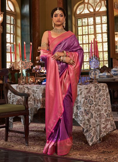 Stupendous Weaving Kanjivaram Silk Purple Classic Saree