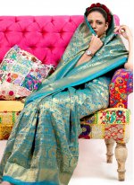 Surpassing Silk Weaving Green Contemporary Saree