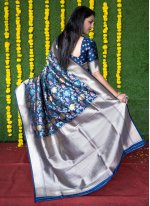 Tantalizing Navy Blue Banarasi Silk Trendy Saree