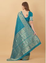 Teal Kanchipuram Silk Weaving Classic Saree