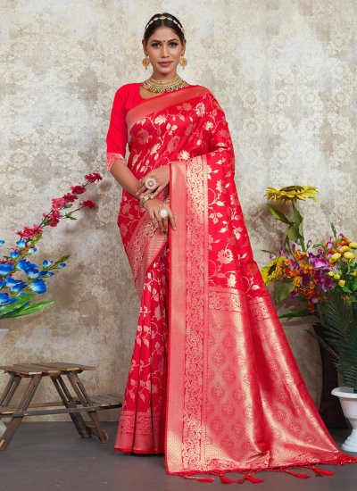 Trendy Saree Weaving Silk in Red