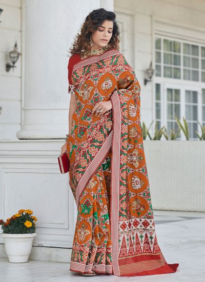 Versatile Patola Silk  Weaving Trendy Saree