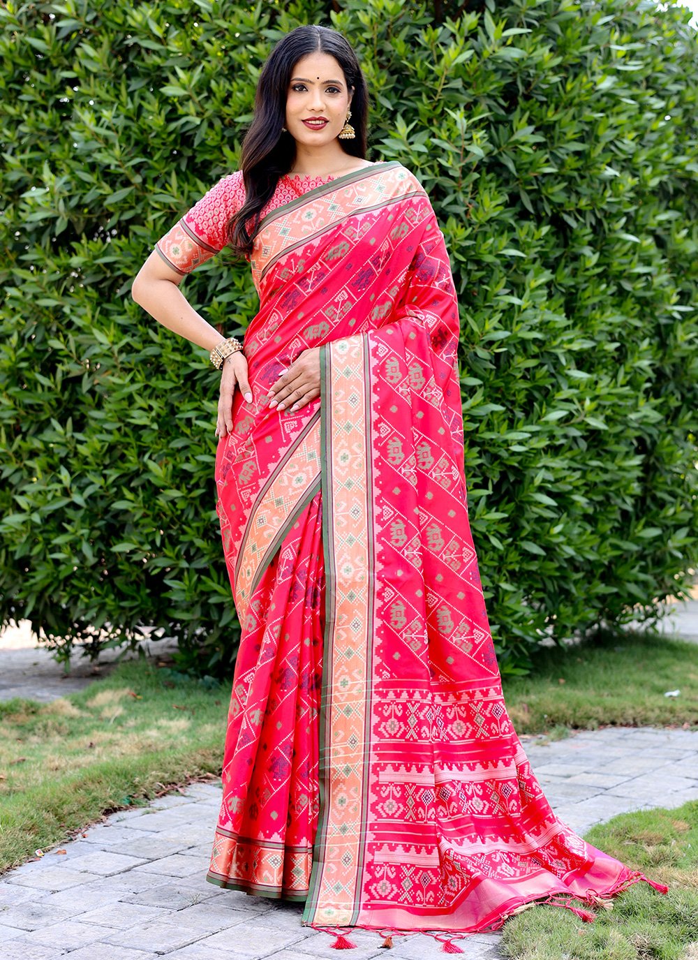 Red & Pink Chiffon Saree – That Gal