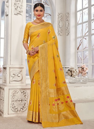 Weaving Banarasi Silk Classic Saree in Yellow