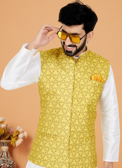 White and Yellow Cotton Digital Print Kurta Payjama With Jacket