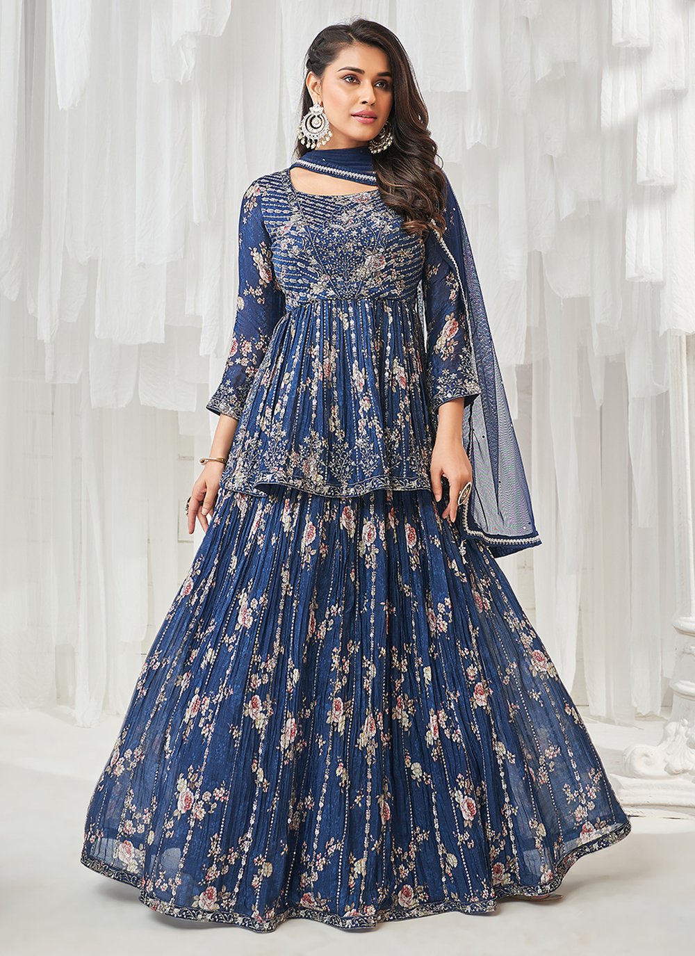 Women Presenting New Wedding Collection Lehenga Choli With Dupatta at Best  Price in Surat | Darpani