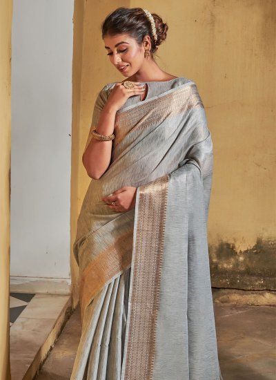Wonderous Banarasi Silk Woven Traditional Designer Saree