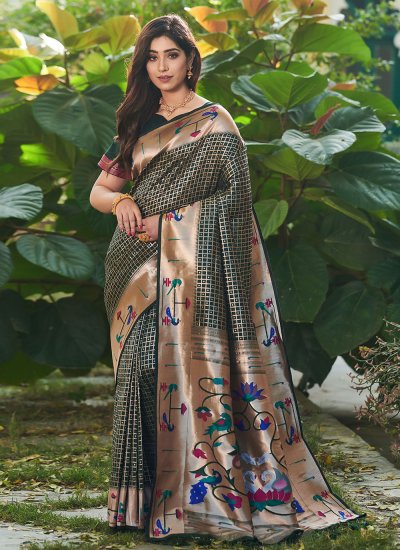 Woven Silk Contemporary Style Saree in Green