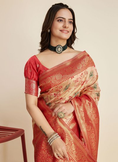 Absorbing Kanjivaram Silk Trendy Saree