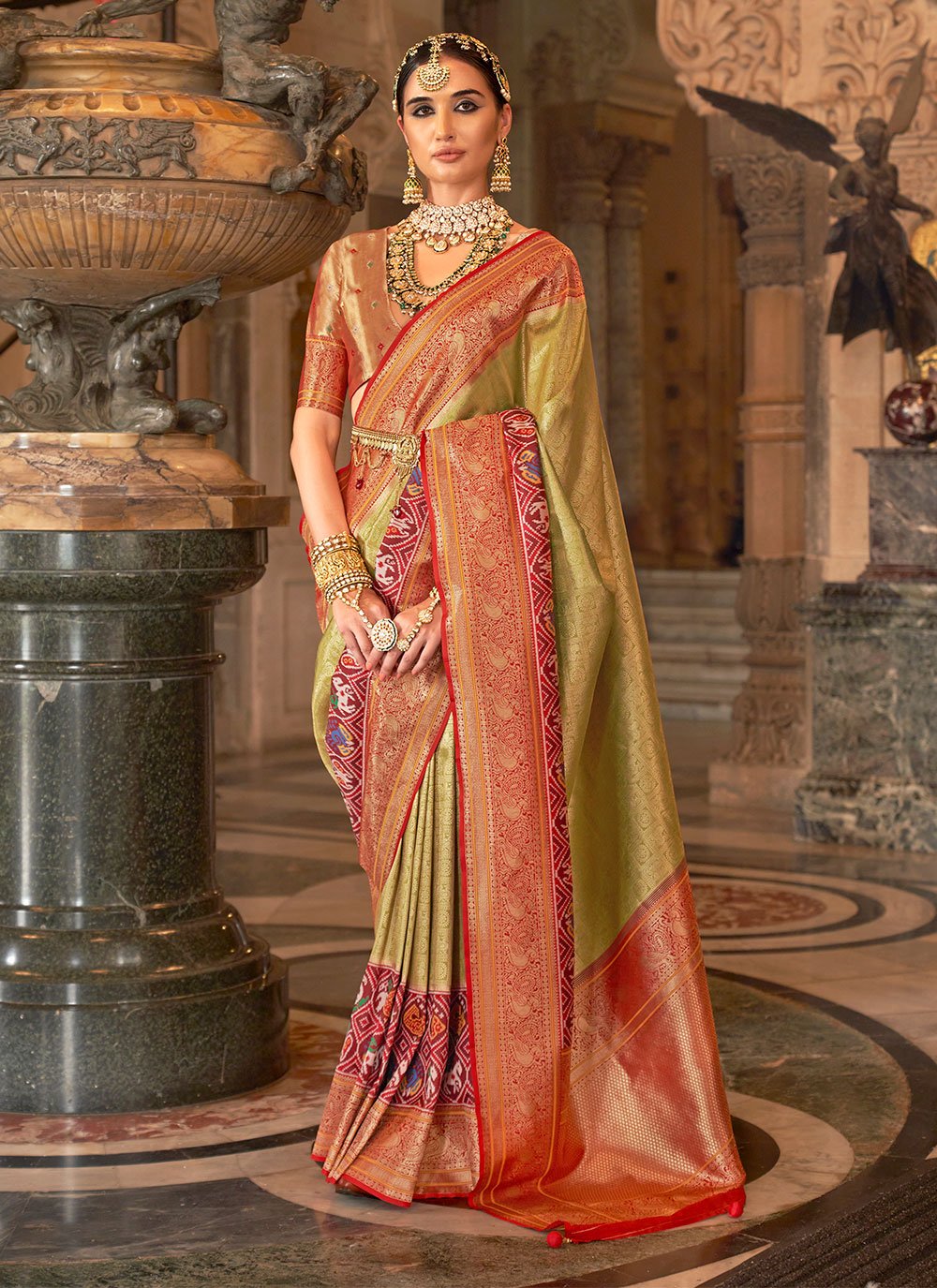 Dark Green Banarasi Silk Saree With Blouse Latest 4066SR17