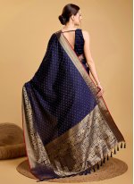 Classic Saree Weaving Silk in Navy Blue