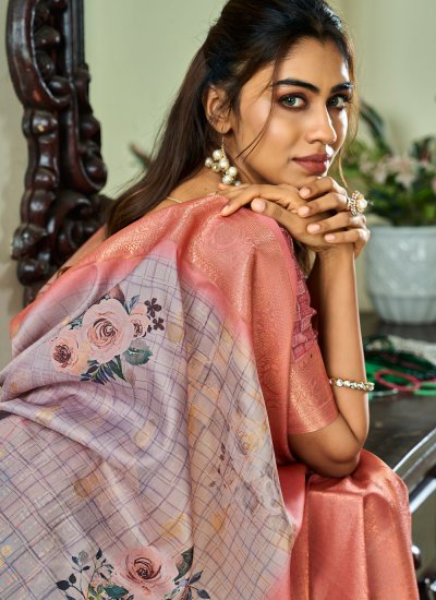 Dazzling Handloom silk Festival Saree