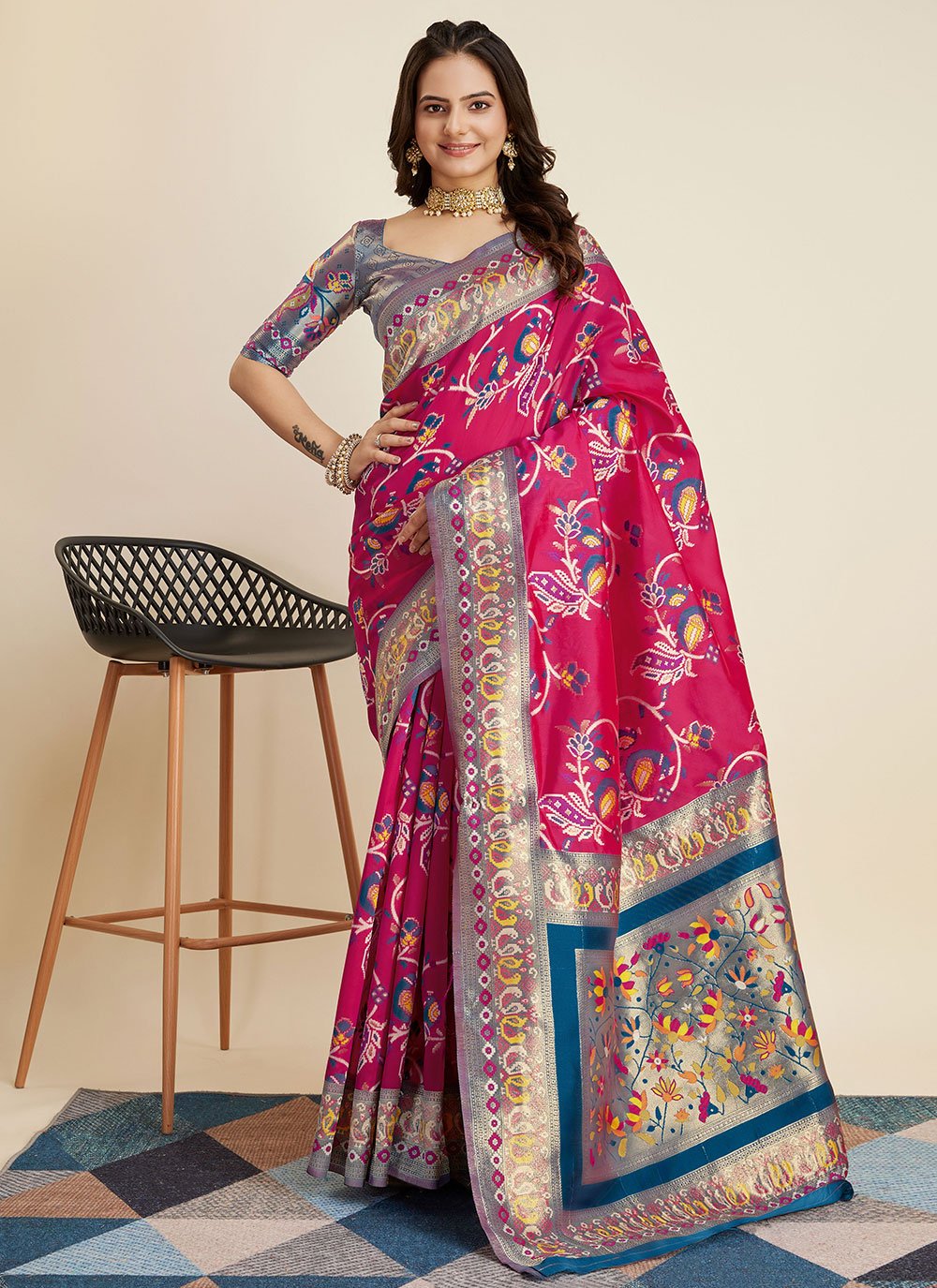 Princess Pink Kanjivaram Saree With Embroidered Border & Contrast Blouse -  Mejaaz Fashion