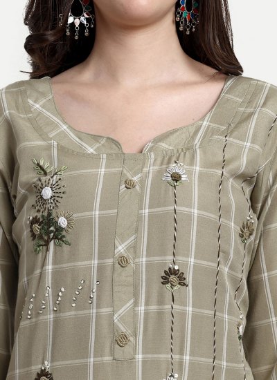 Designer Kurti Embroidered Cotton in Green