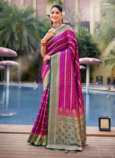 Designer Traditional Saree Weaving Banarasi Silk in Magenta