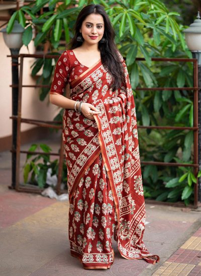 Digital Print Blended Cotton Trendy Saree in Red