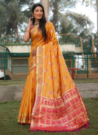 Enchanting Contemporary Saree For Ceremonial