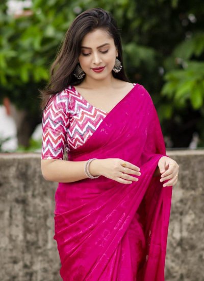 Especial Printed Rani Silk Blend Trendy Saree