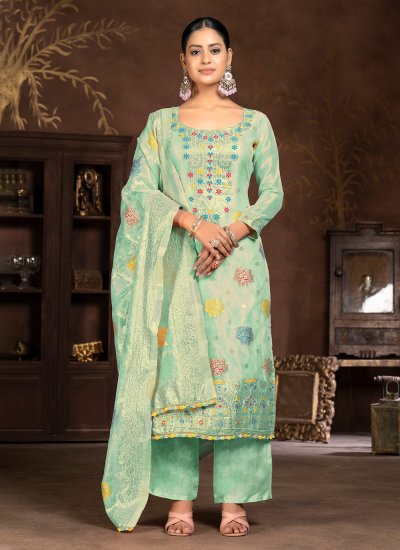 Exceptional Salwar Suit For Ceremonial
