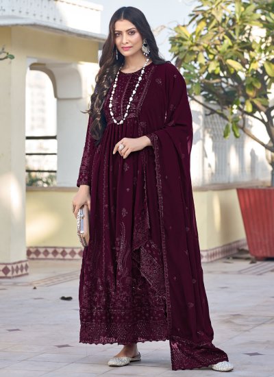 Fabulous Georgette Embroidered Trendy Salwar Kameez