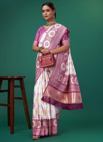 Fabulous Multi Colour Contemporary Saree