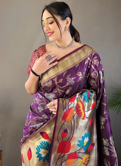 Fashionable Silk Reception Trendy Saree