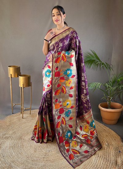 Fashionable Silk Reception Trendy Saree