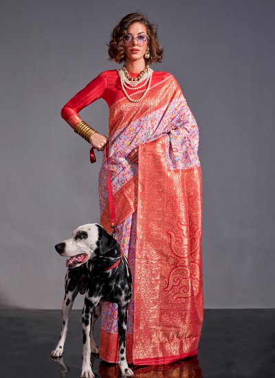 Fetching Handloom silk Weaving Lavender and Red Trendy Saree