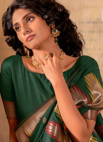 Lovely Banarasi Silk Green Classic Saree