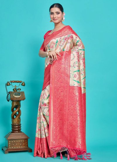 Magnetic Trendy Saree For Party
